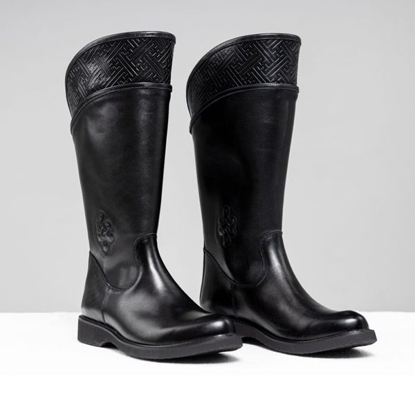 Y-520 Эрэгтэй үндэсний загвартай гутал